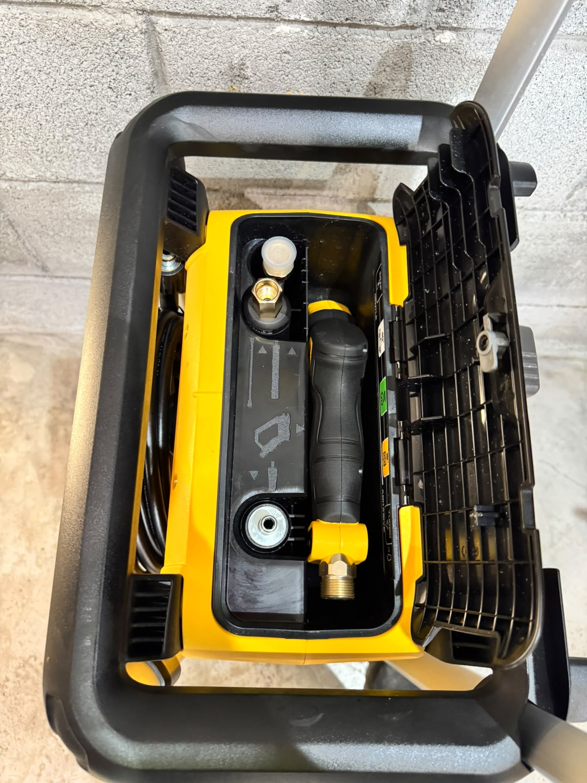 HIDROLAVADORA DEWALT 3000 PSI