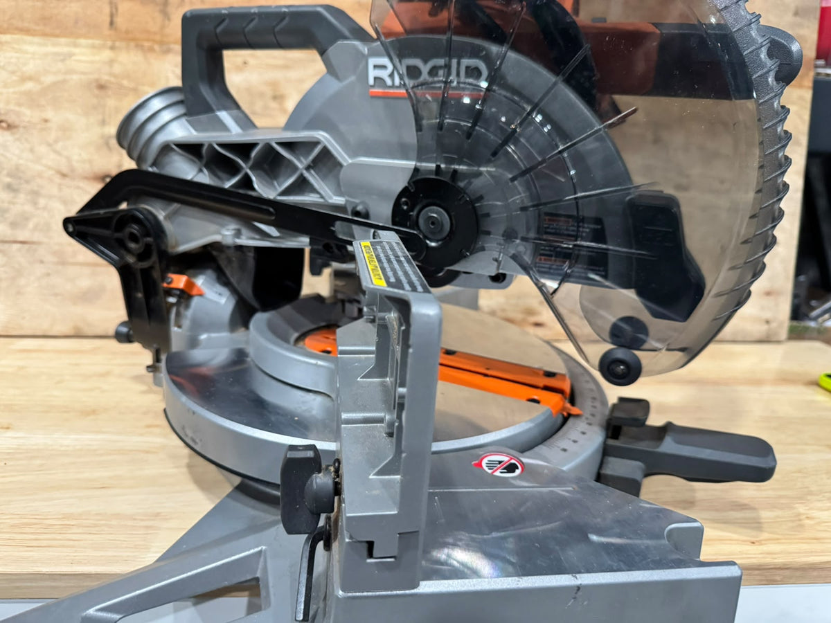 SIERRA INGLETEADORA RIDGID 10”