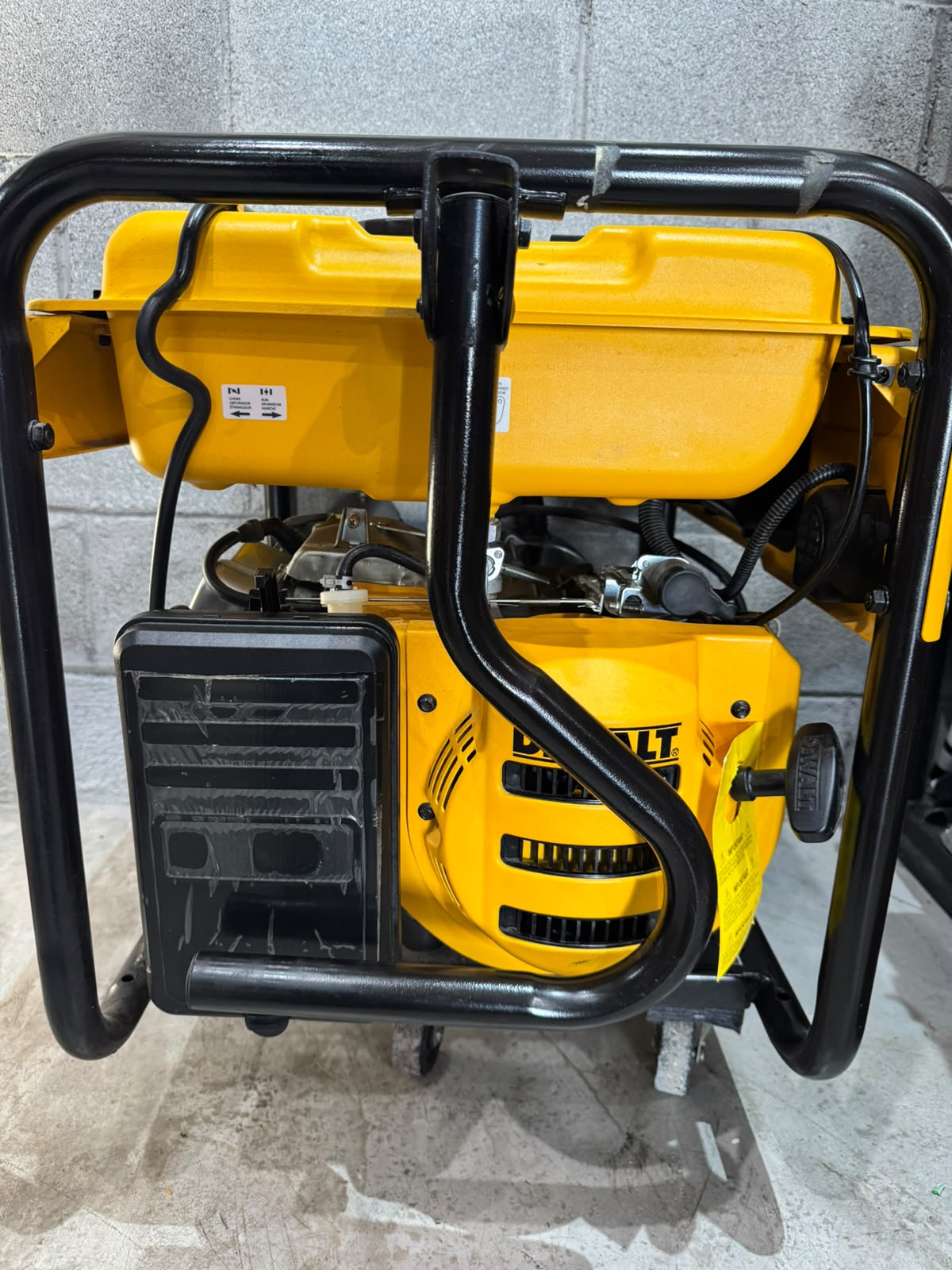Generador DEWALT DXGNR8000