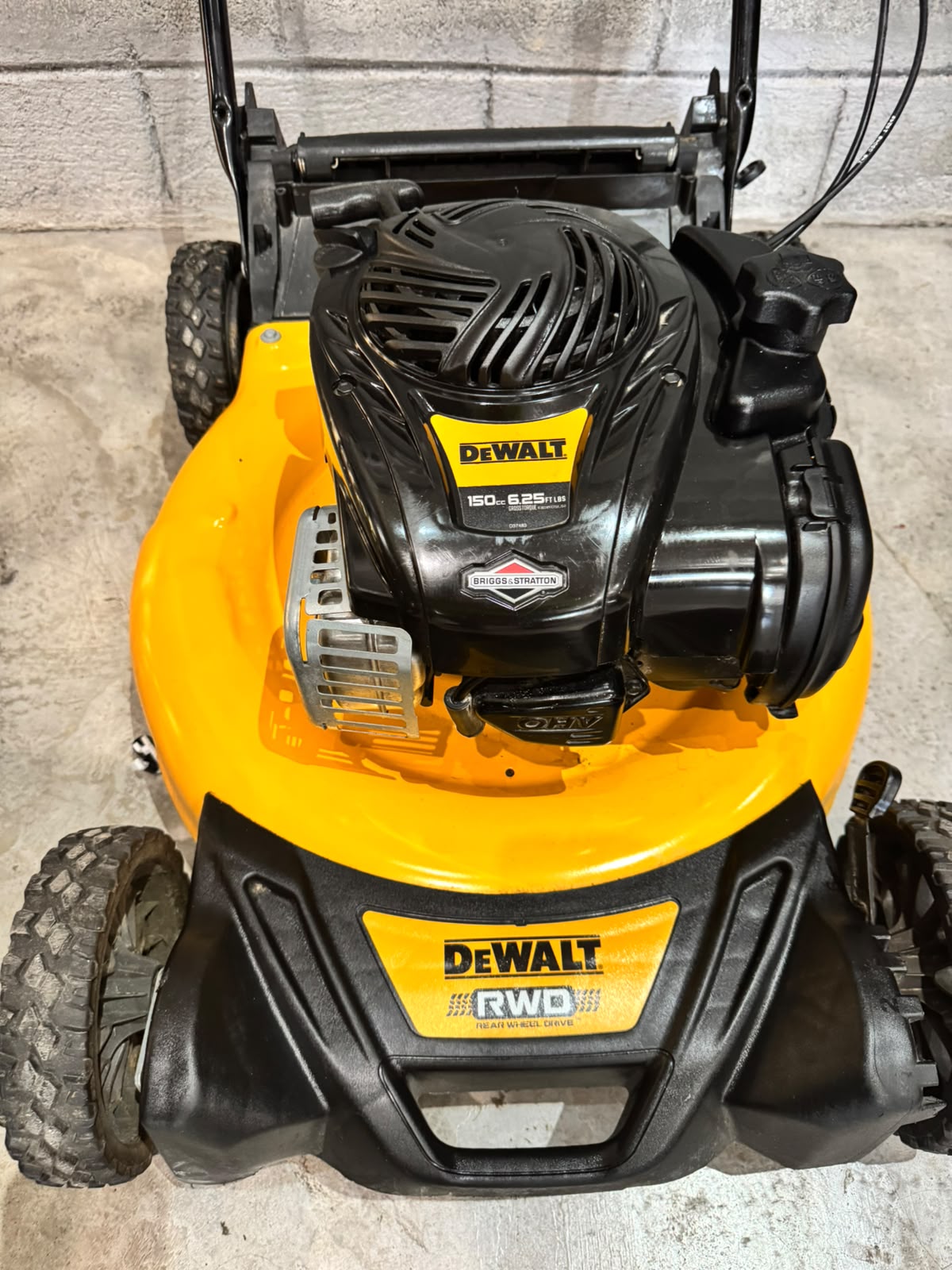 Cortadora de césped DEWALT en venta