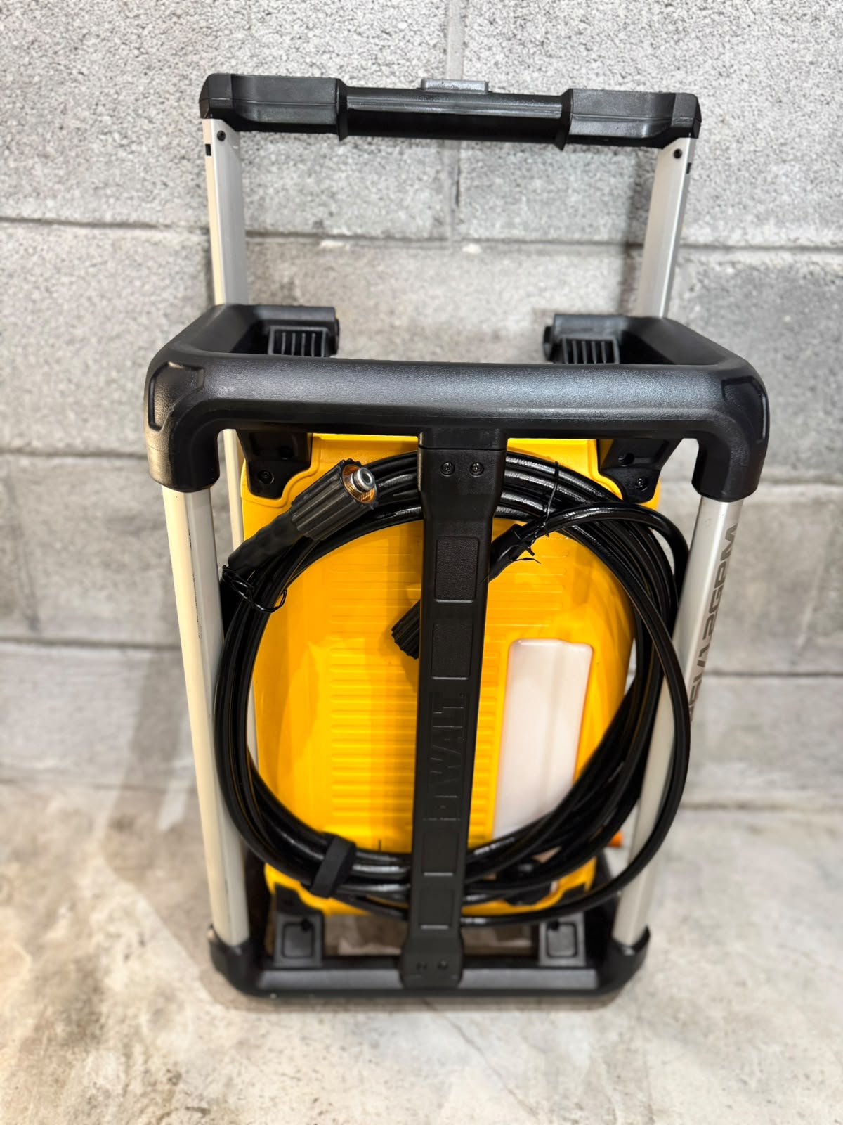 DEWALT HIDROLAVADORA ELÉCTRICA 2100 PSI – 1.2 GPM