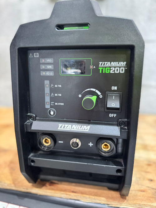 Soldadora Titanium TIG 200