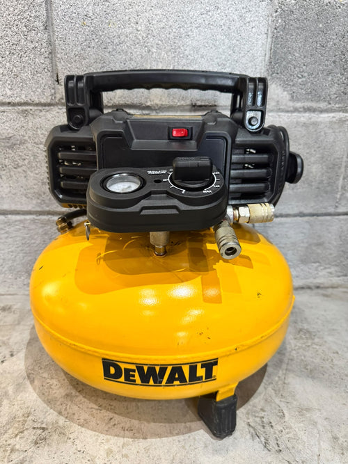 COMPRESOR DEWALT 6 GALONES