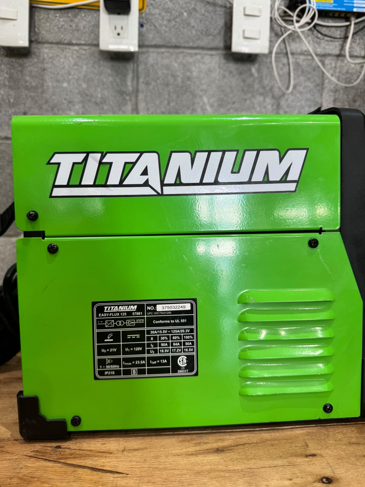 SOLDADORA TITANIUM EASY-FLUX 125