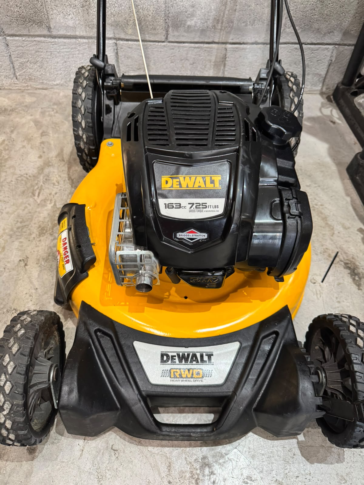 Cortadora de césped DEWALT en venta